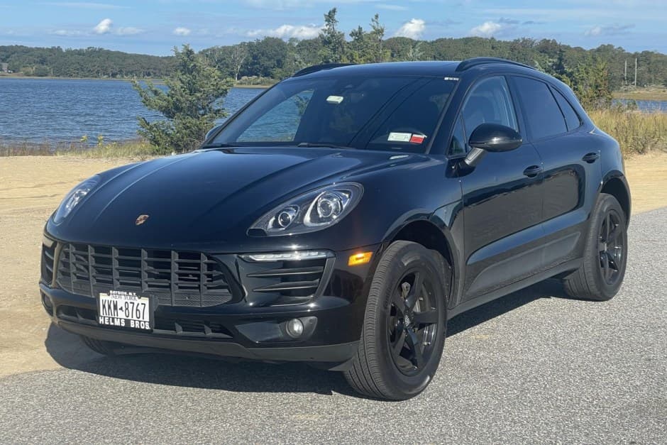 2017 Porsche Macan sold for $23,750