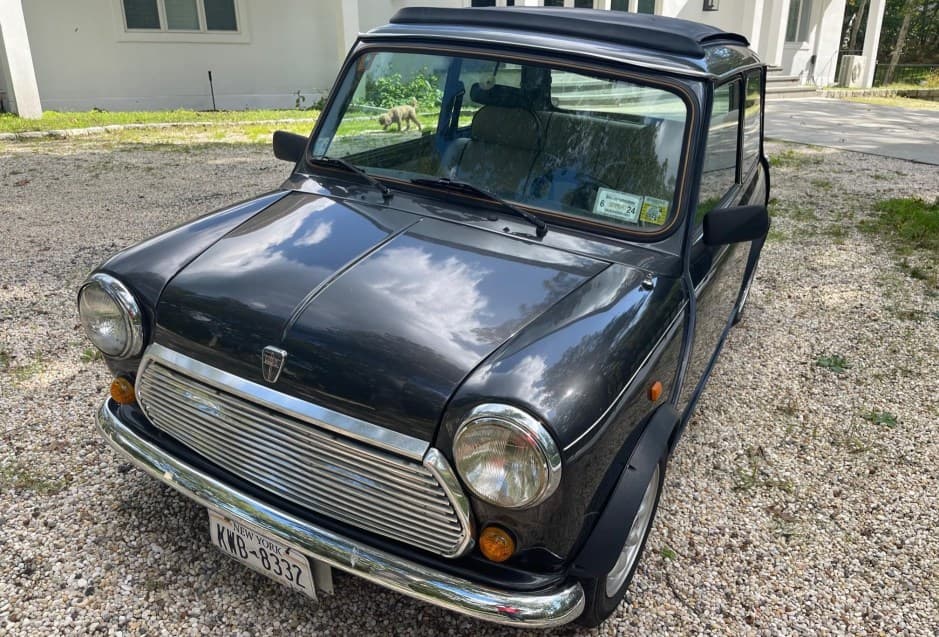 1994 Mini Mk VI & Mk VII sold for $15,800