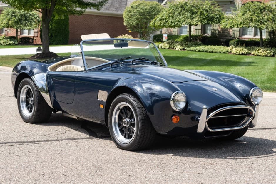 1985 Shelby Cobra Replica sold for $145,000