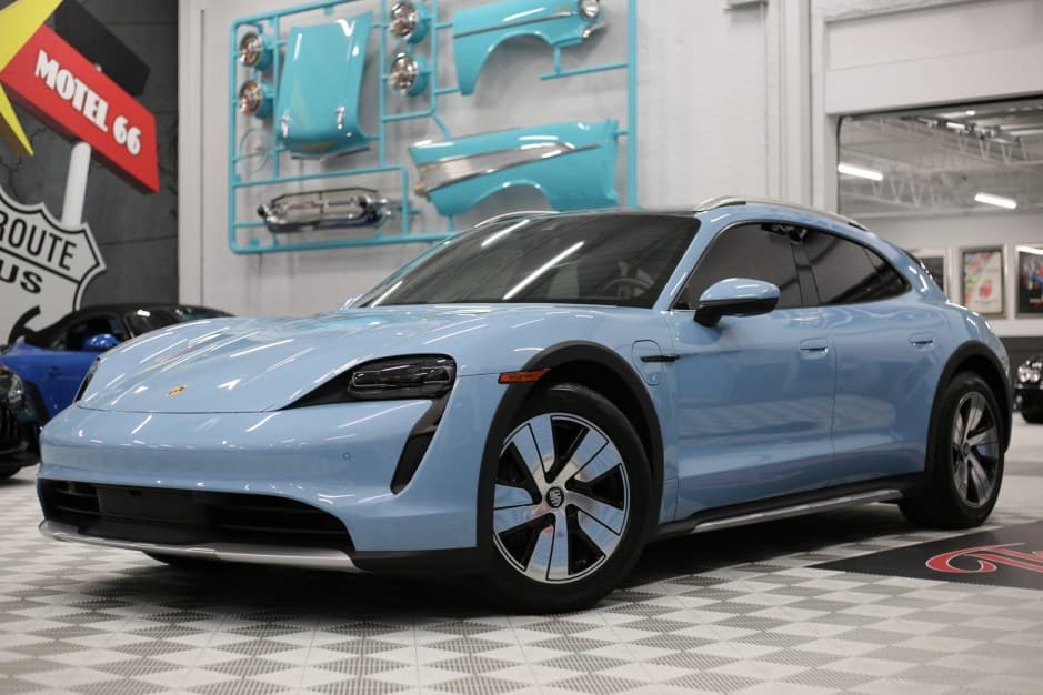 2022 Porsche Taycan sold for $70,000