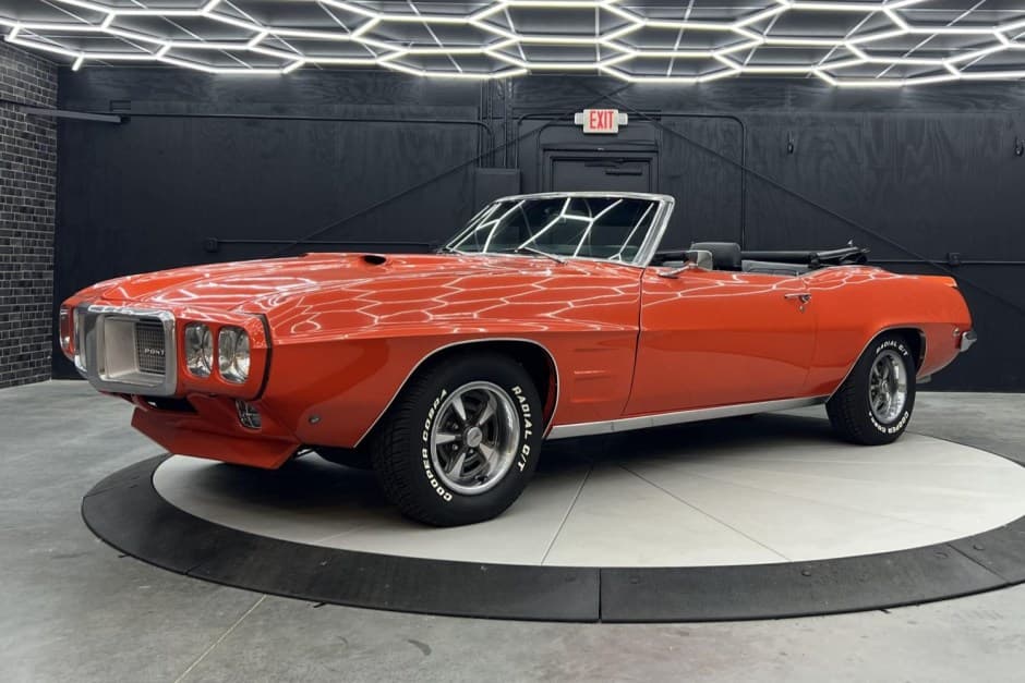 1969 Pontiac Firebird (1967-1969) sold for $29,500