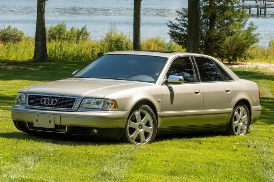 2002 Audi S8 sold for $26,750