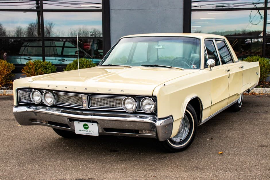 1967 Chrysler Newport sold for $5,750