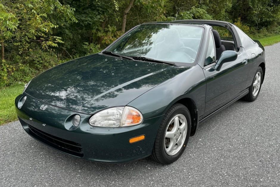 1995 Honda Civic Del Sol sold for $13,500