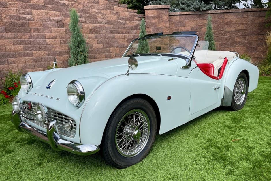 1959 Triumph TR3 sold for $33,000