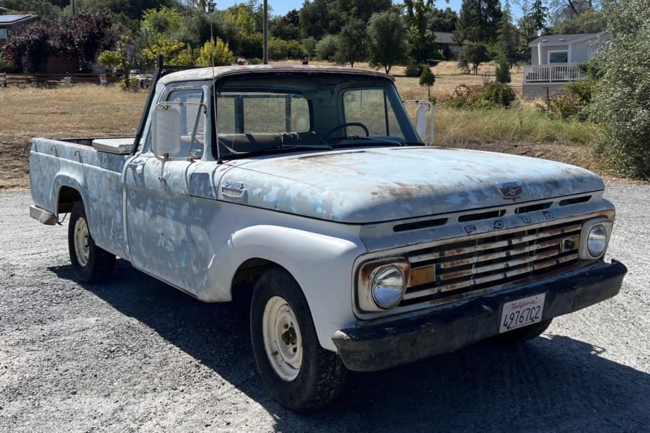 1963 Ford F-Series 1961-1966 sold for $4,200