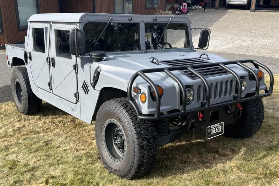 2003 Hummer HMMWV/Humvee sold for $35,000