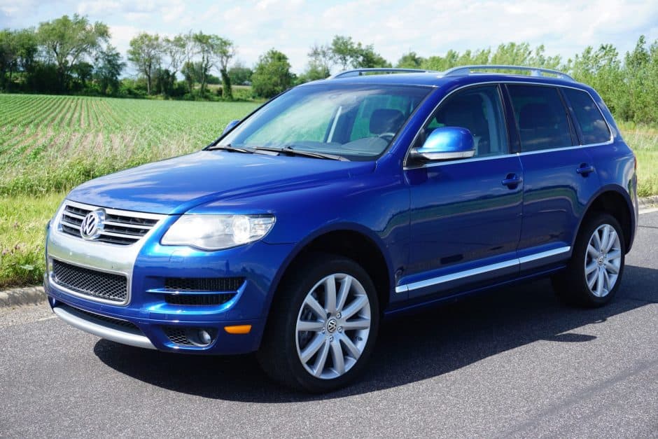 2010 Volkswagen Touareg sold for $18,500
