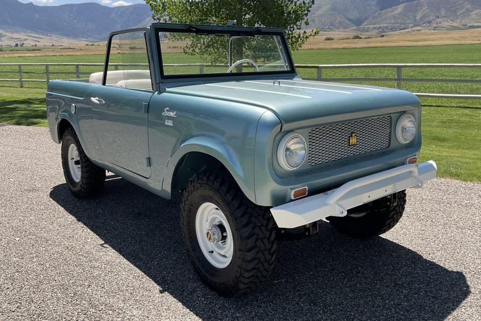 1961 International Harvester Scout sold for $38,500