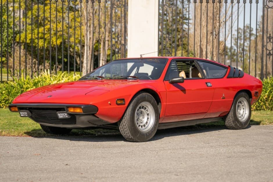 1975 Lamborghini Urraco sold for $71,000