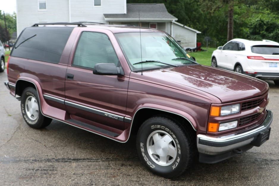 1997 Chevrolet Tahoe GMT400 sold for $18,000
