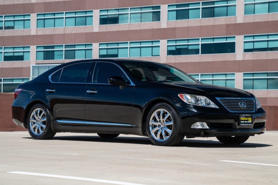 2007 Lexus LS Sedan sold for $21,500