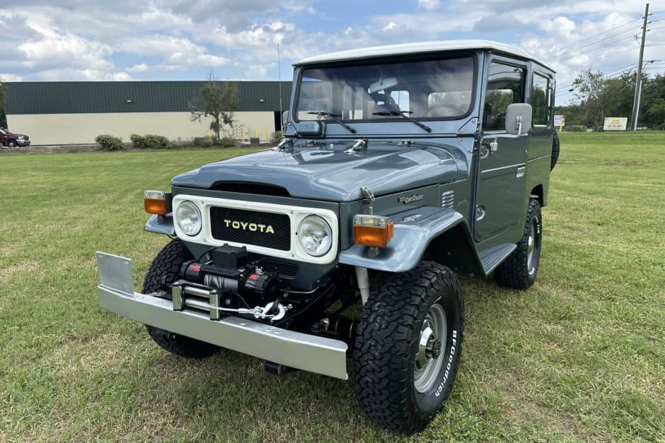1984 Toyota Land Cruiser FJ40 sold for $41,000