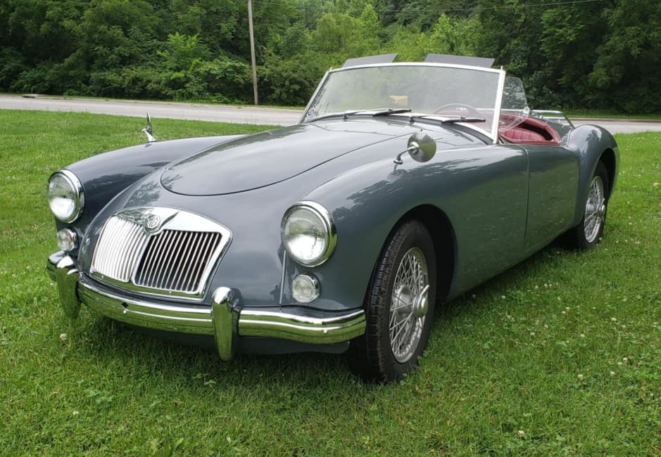 1960 MG MGA sold for $28,000