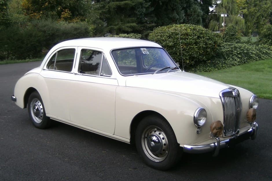 1955 MG Magnette sold for $20,000