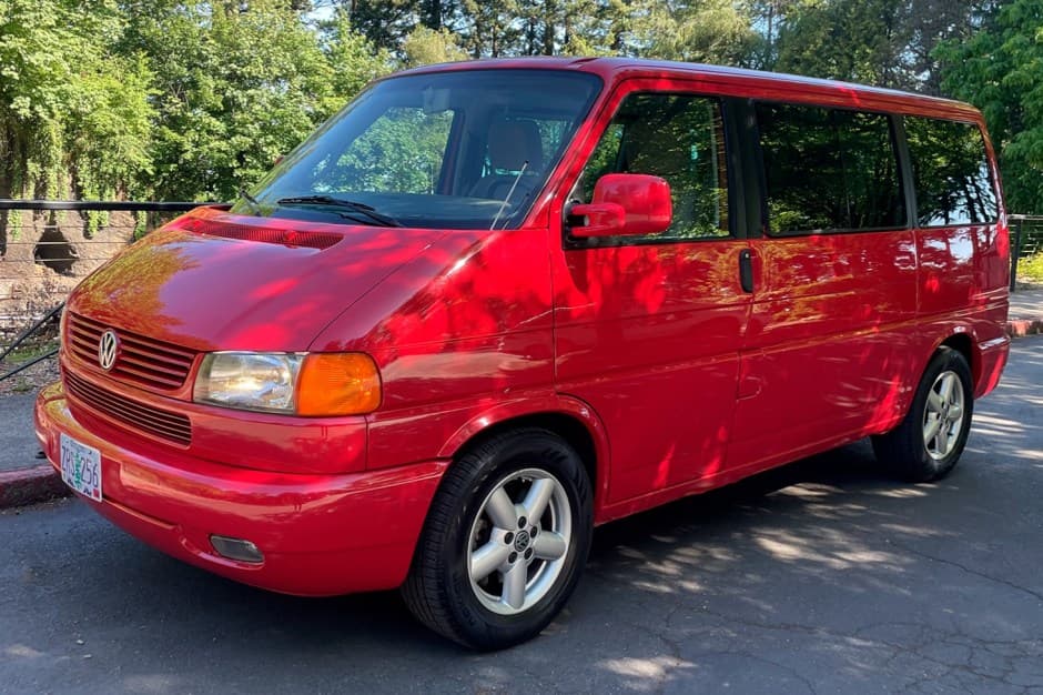 2003 Volkswagen EuroVan sold for $13,250