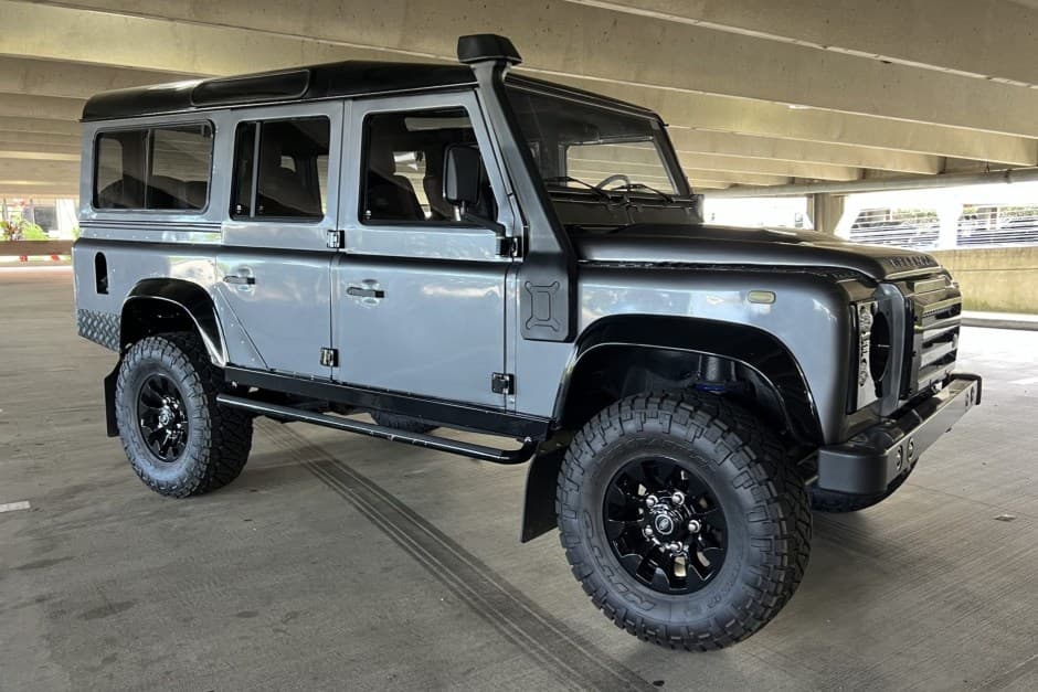 1990 Land Rover 110 / Defender 110 (Euro Spec) sold for $78,500