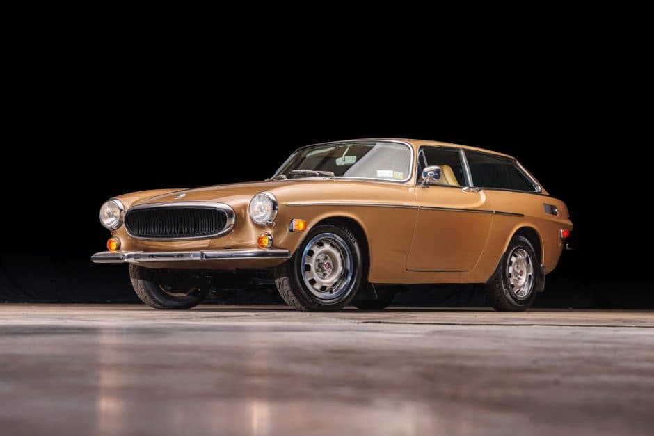 1972 Volvo 1800ES sold for $17,000