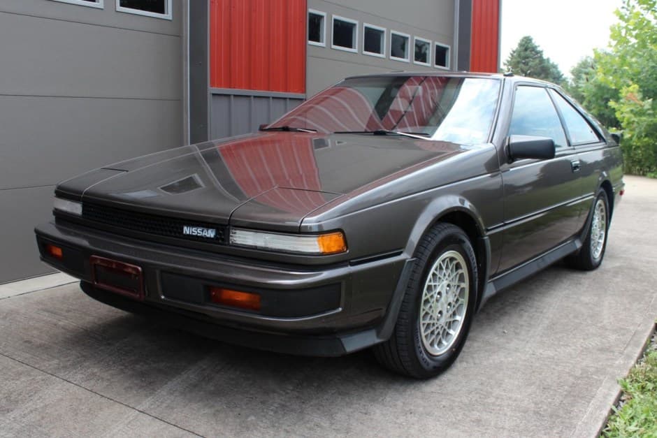 1986 Nissan  sold for $8,850
