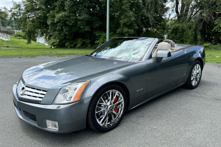 2004 Cadillac XLR sold for $20,000