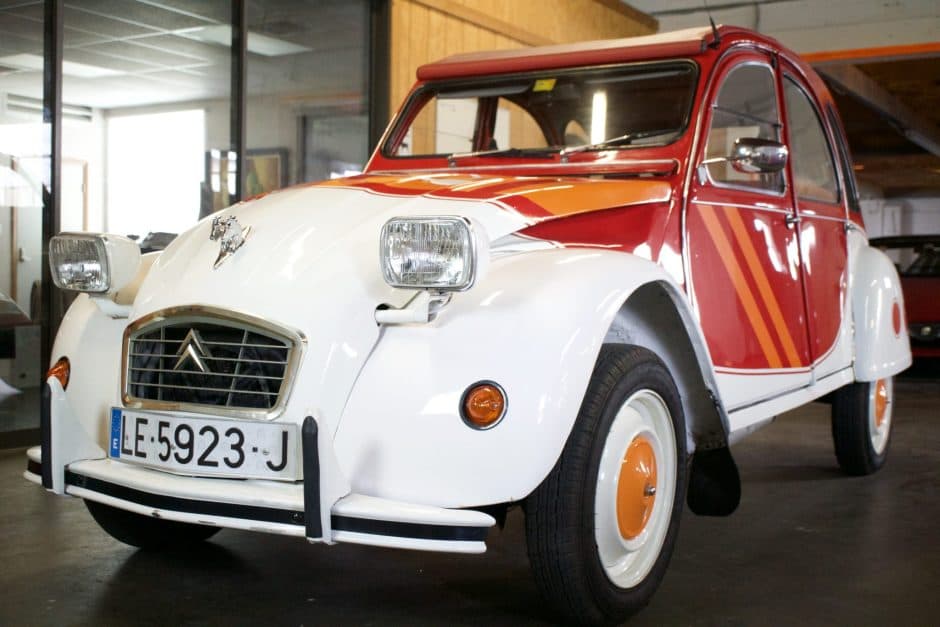 1982 Citroen 2CV sold for $10,000