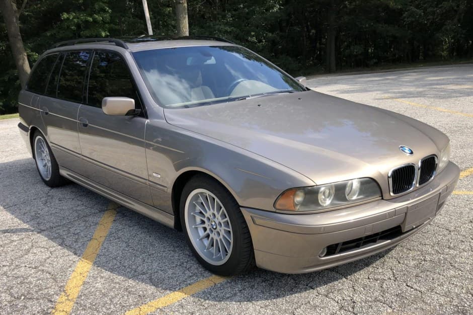 2002 BMW E39 5-Series sold for $9,000