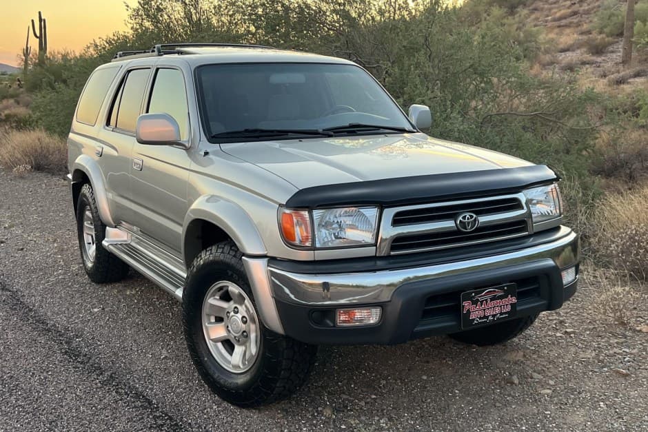 2000 Toyota 4Runner (N180) sold for $25,250