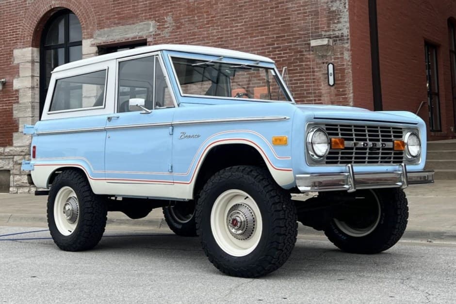 1977 Ford Bronco U13/U14/U15 1966-1977 sold for $67,000