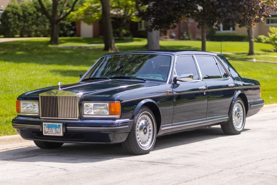 1998 Rolls-Royce SZ Silver Spirit & Silver Spur sold for $46,100
