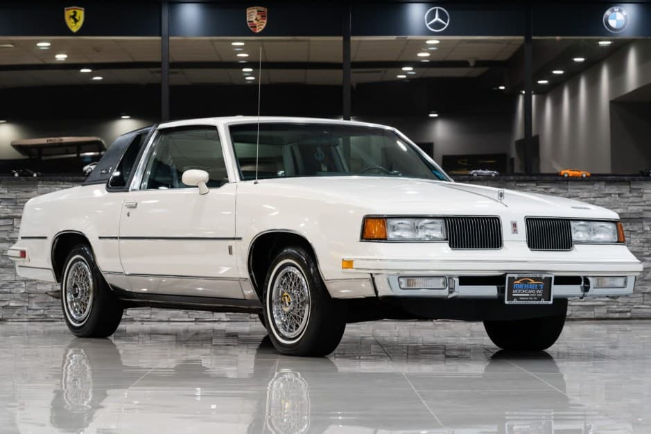 1987 Oldsmobile Cutlass sold for $19,750