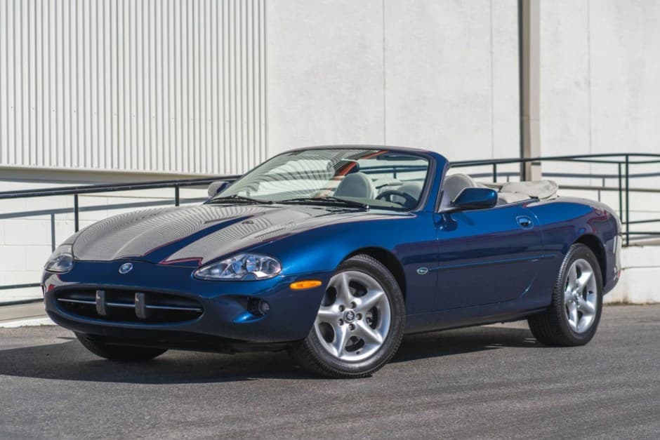 2000 Jaguar XK8 sold for $17,250