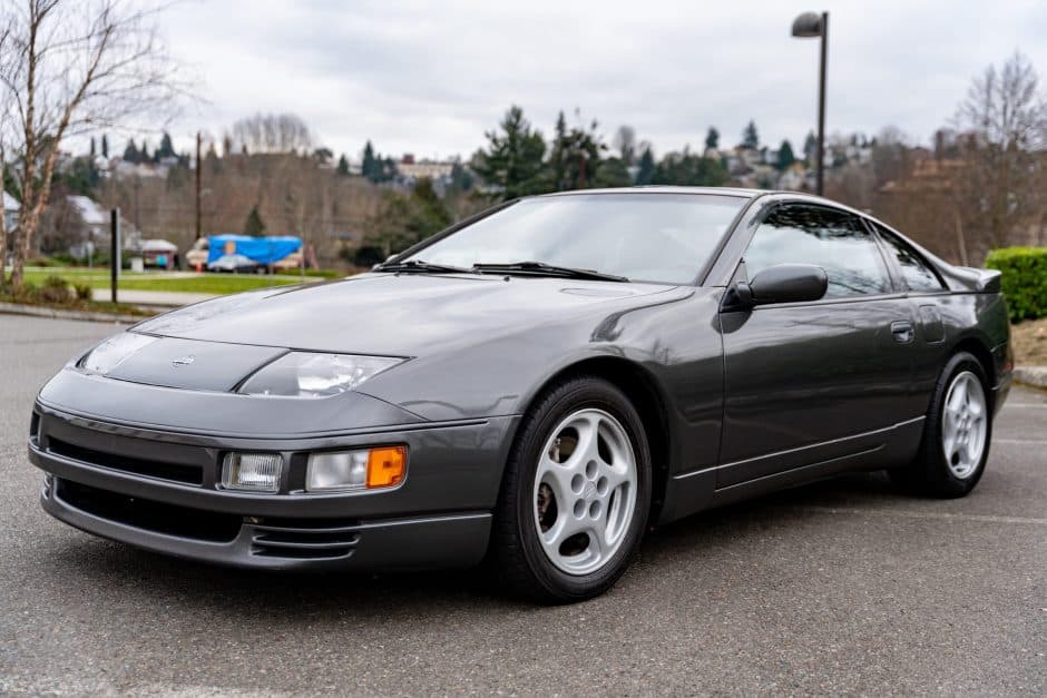 1991 Nissan Z32 300ZX sold for $22,250