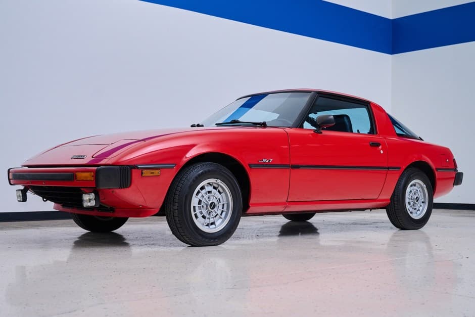 1980 Mazda RX-7 FB sold for $20,000