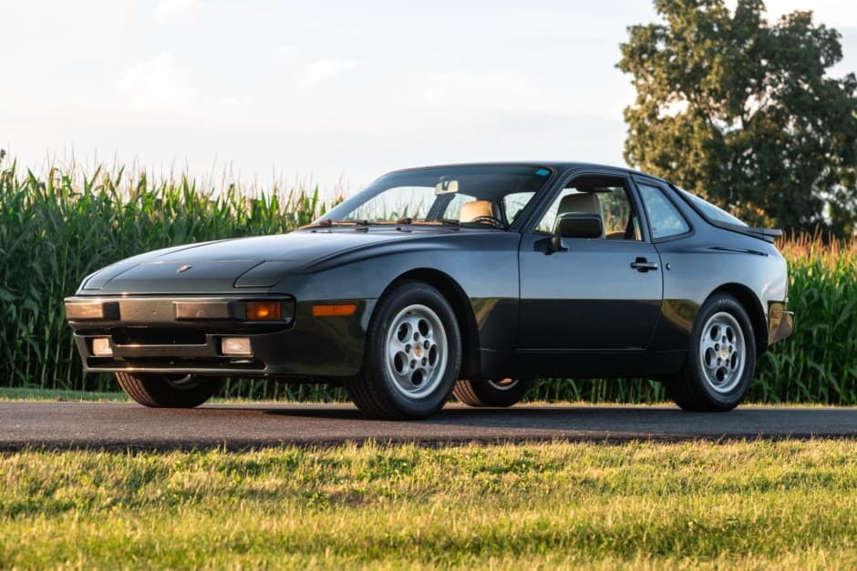 1987 Porsche 944 sold for $20,500