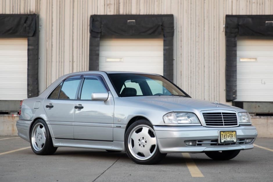 1996 Mercedes-Benz W202 C-Class sold for $13,400