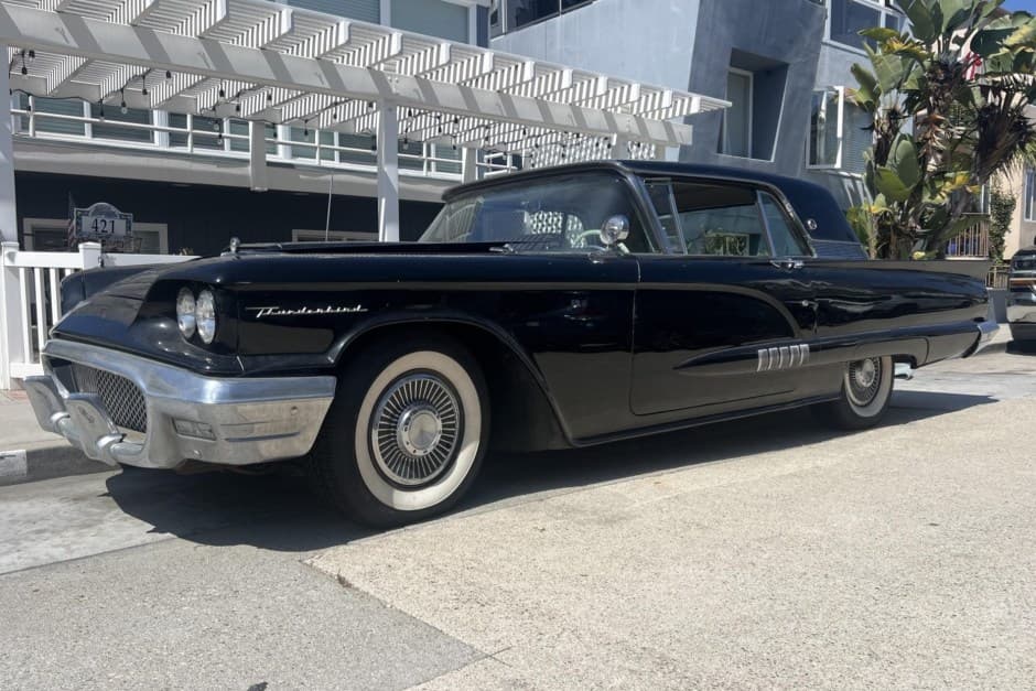 1958 Ford Thunderbird (1958-1960) sold for $10,750