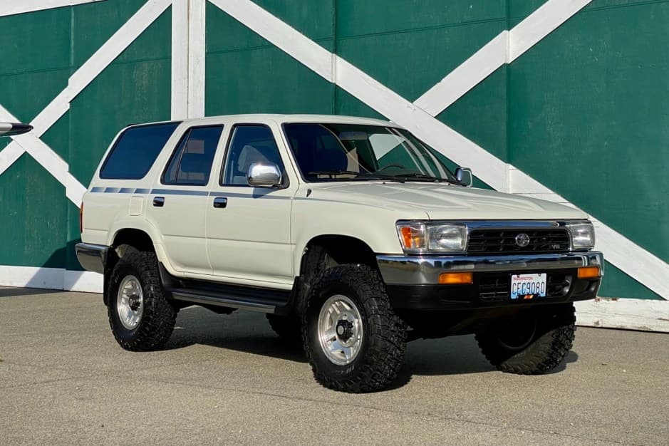 1992 Toyota 4Runner (N120) sold for $18,000