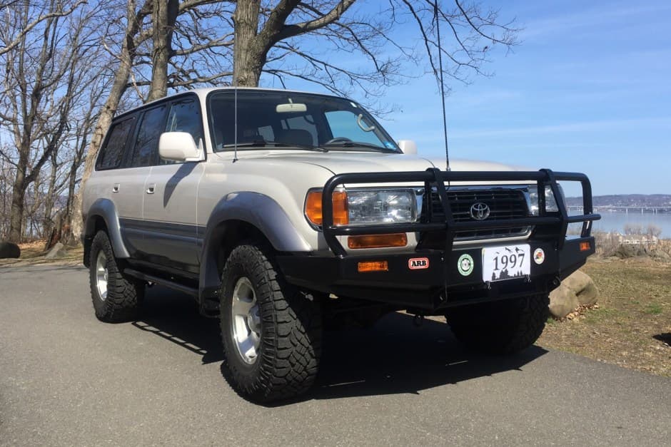 1997 Toyota Land Cruiser 80-Series sold for $19,001