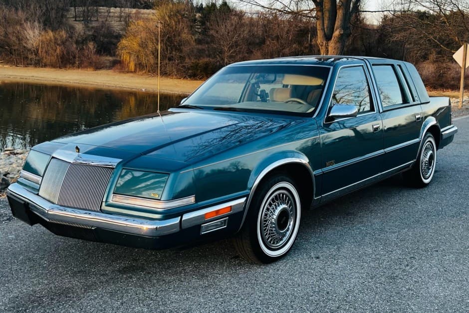 1993 Chrysler Imperial sold for $10,750