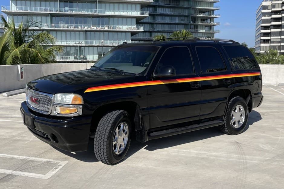 2004 GMC Yukon GMT800 sold for $18,500