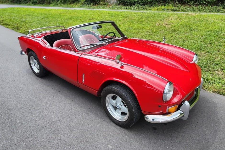1964 Triumph Spitfire sold for $11,002