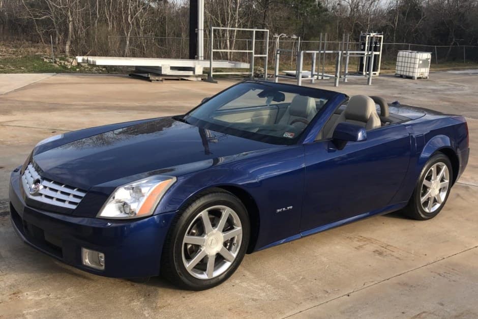2004 Cadillac XLR sold for $26,500