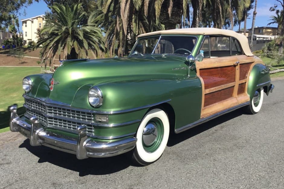 1948 Chrysler Town & Country sold for $35,250