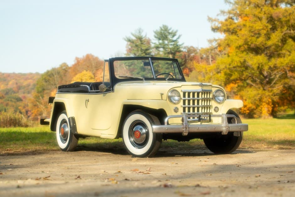 1951 Willys Jeepster sold for $19,100