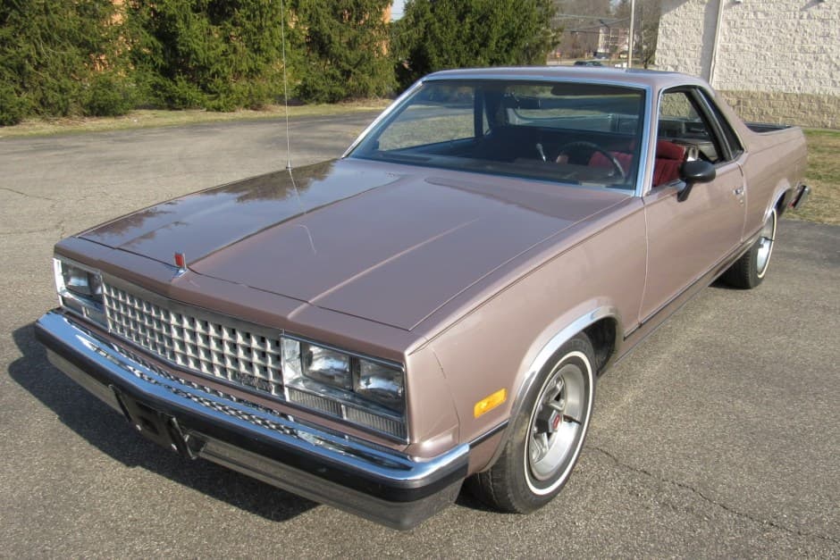 1983 GMC Caballero sold for $9,600