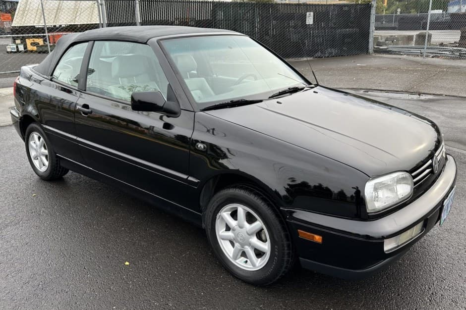 1996 Volkswagen Golf/Rabbit Cabriolet sold for $8,414