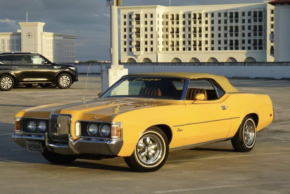 1971 Mercury Cougar sold for $11,450
