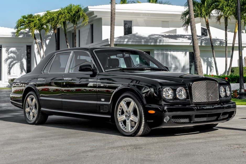 2005 Bentley Arnage sold for $46,000