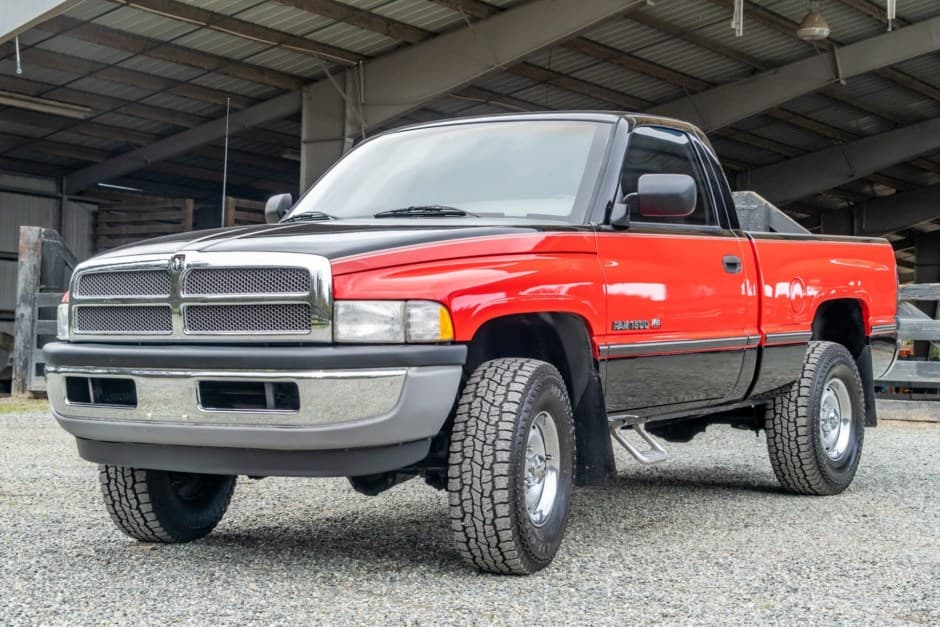 1994 Dodge Ram (1994-2001) sold for $9,900