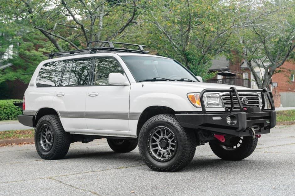 2003 Toyota Land Cruiser 100-Series sold for $23,000